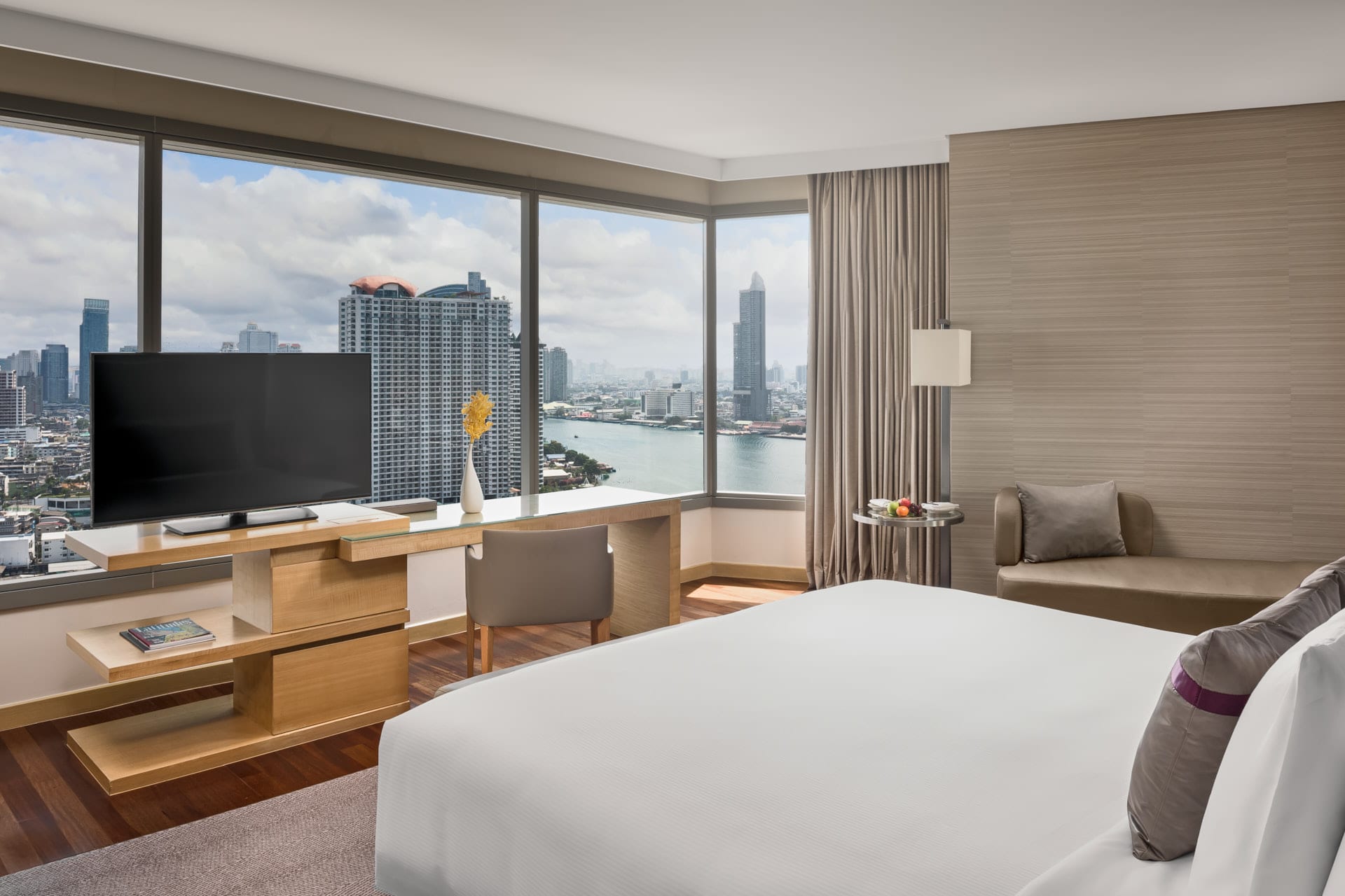 Bangkok hotel photographer